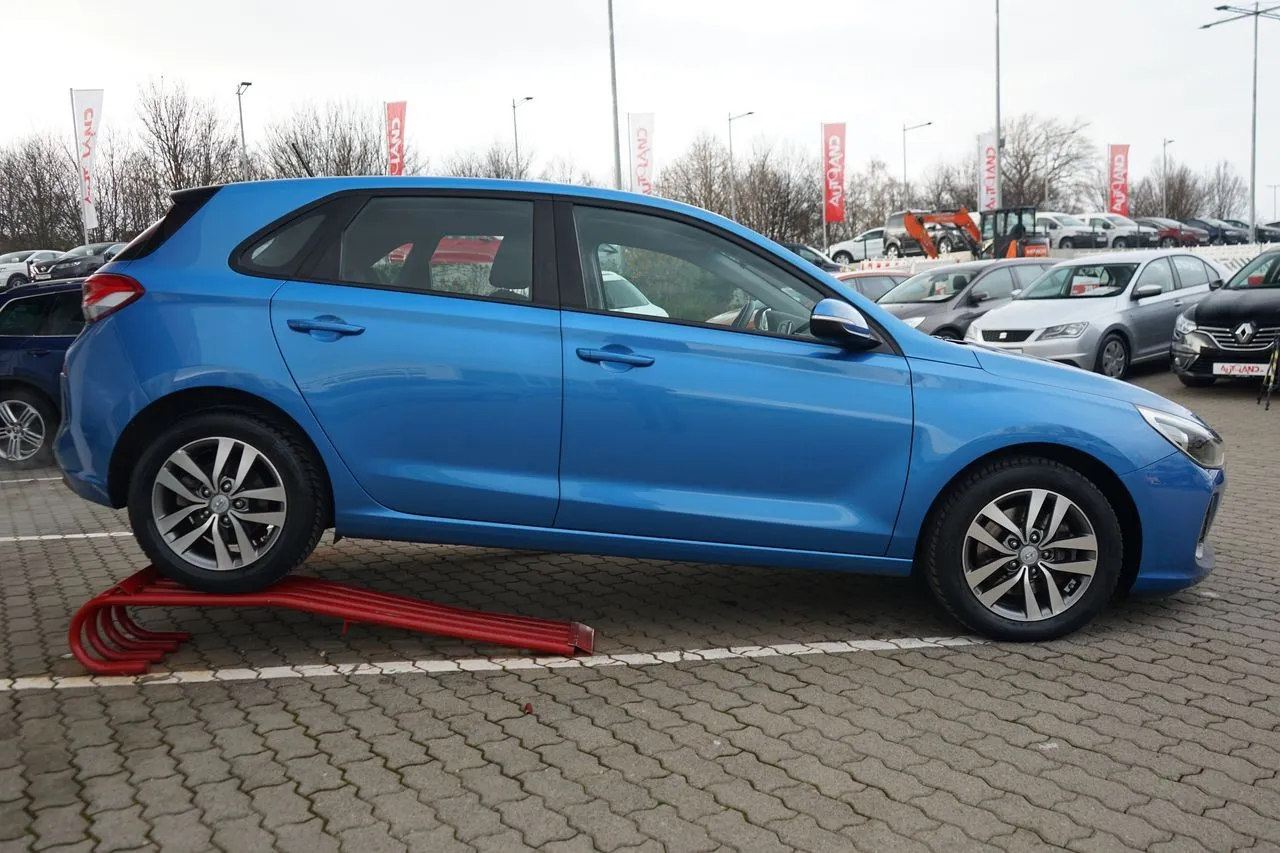 Hyundai i30 1.4 T-GDI Trend...  Image 4