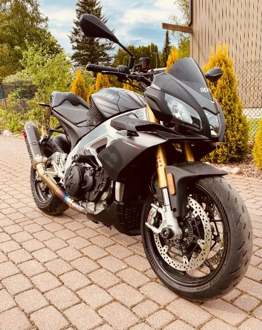 Aprilia Tuono V4 1100 Image 1