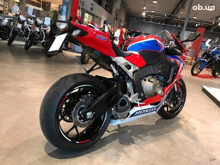 Honda CBR Image 6